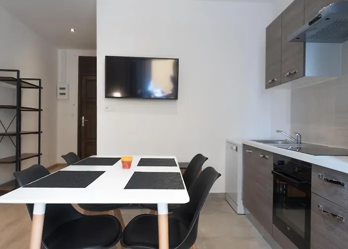 Moderne Et Elegant Quartier Saint-jean