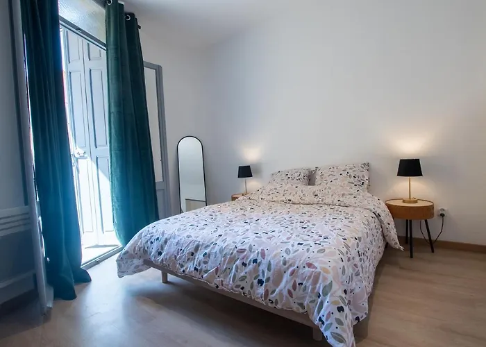 Moderne Et Elegant Quartier Saint-jean Apartment *